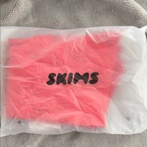 SKIMS Fits Everybody Lace Cami Bodysuit